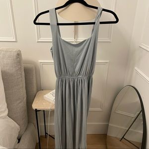 Oak and fort dress in small